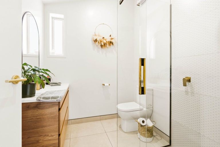 Photo of property in 55 Hargest Crescent, Saint Kilda, Dunedin, 9012