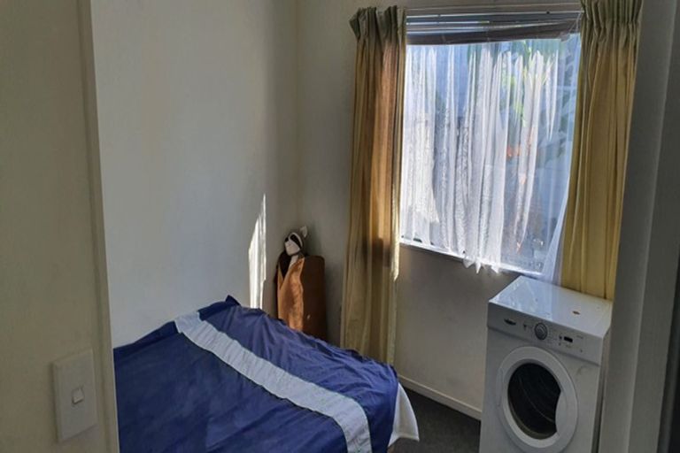 Photo of property in 4/25 Solveig Place, Randwick Park, Auckland, 2105