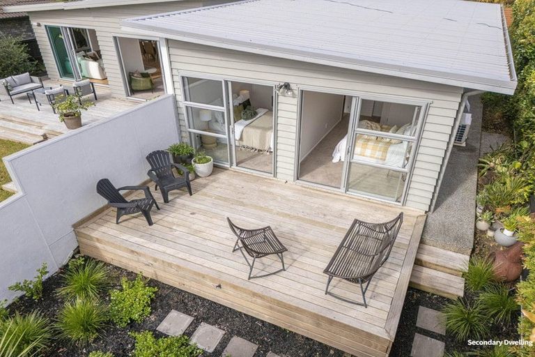 Photo of property in 113 Aberley Road, Schnapper Rock, Auckland, 0632
