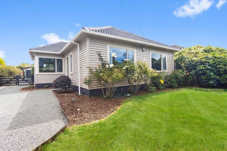 Photo of property in 11 Christian Street, Bryndwr, Christchurch, 8053