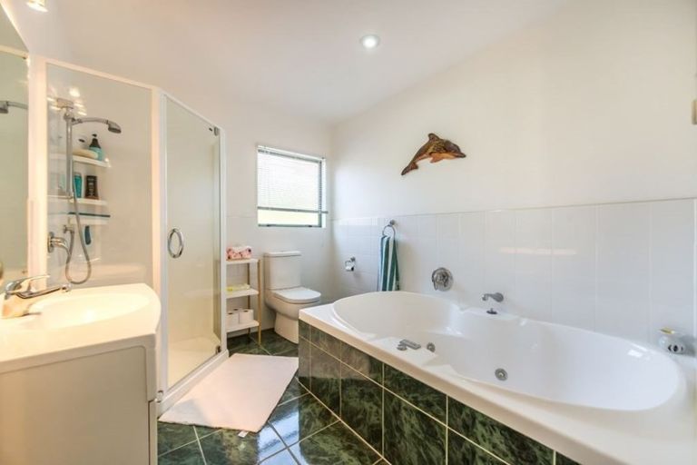 Photo of property in 25 Admiralty Rise, Gulf Harbour, Whangaparaoa, 0930