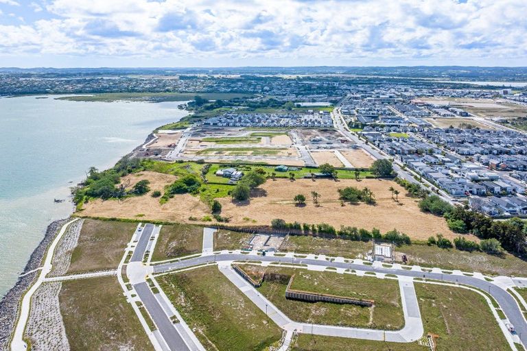 Photo of property in 16a Scott Road, Hobsonville, Auckland, 0616