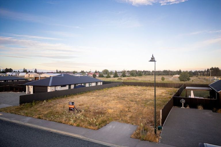 Photo of property in 13 Aoraki Crescent, Twizel, 7901