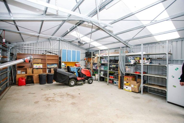 Photo of property in 77120a State Highway 2, Dannevirke, 4977