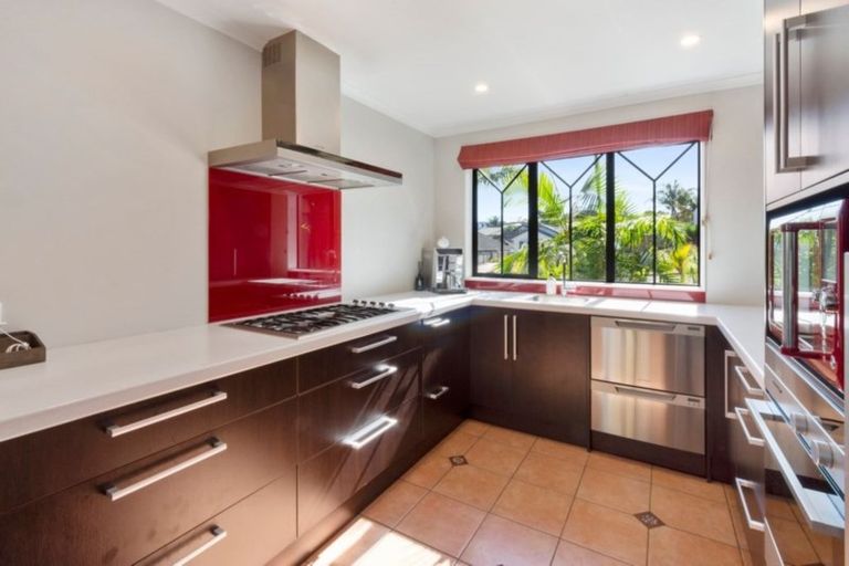 Photo of property in 11 Manara Place, The Gardens, Auckland, 2105