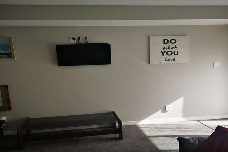 Photo of property in 187 Sievers Grove, Cannons Creek, Porirua, 5024