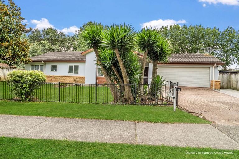 Photo of property in 92 Riverton Drive, Randwick Park, Auckland, 2105