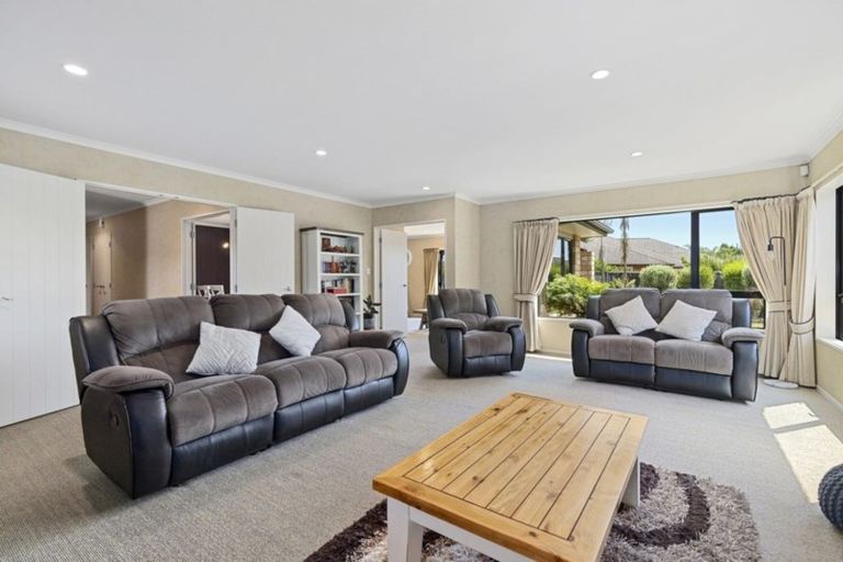 Photo of property in 7 Stratford Place, Huntington, Hamilton, 3210