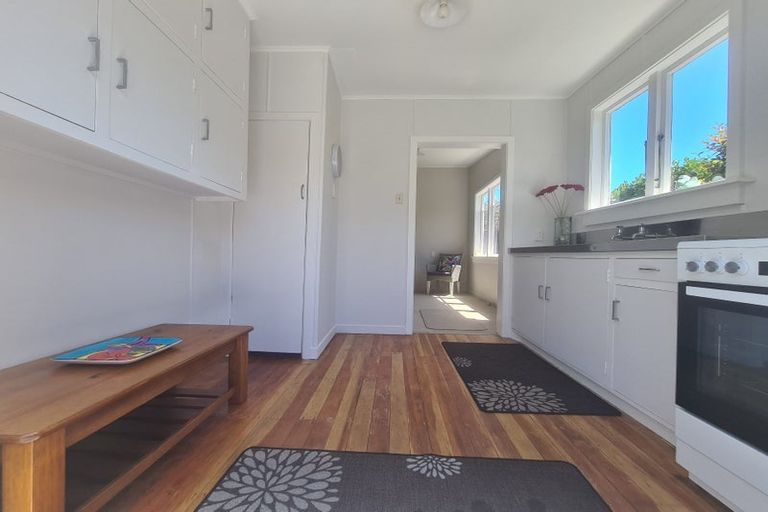 Photo of property in 23 Richmond Street, Fitzroy, New Plymouth, 4312