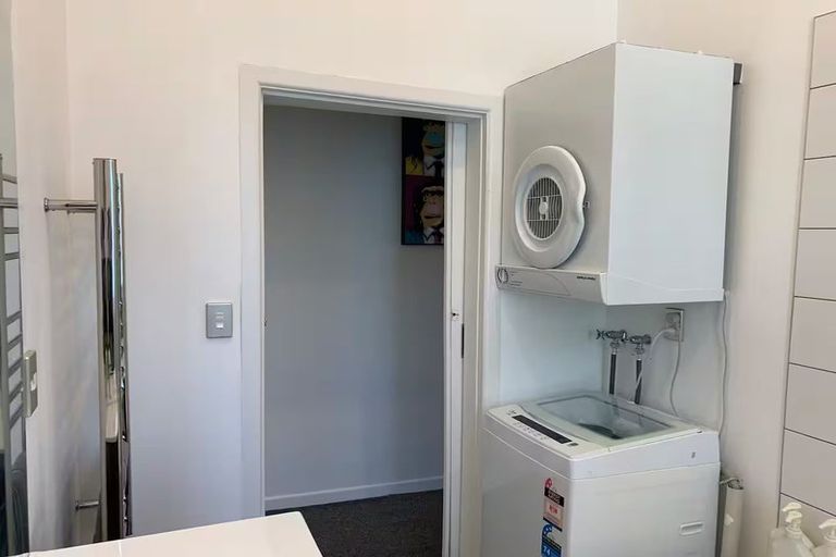 Photo of property in 178 Tasman Street, Mount Cook, Wellington, 6021