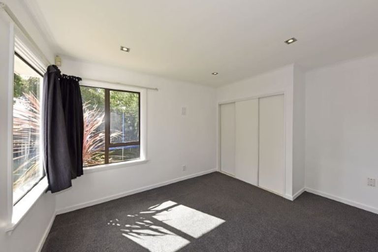 Photo of property in 6 Curletts Road, Sockburn, Christchurch, 8042