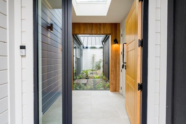 Photo of property in 250c Gladstone Road North, Mosgiel, 9092