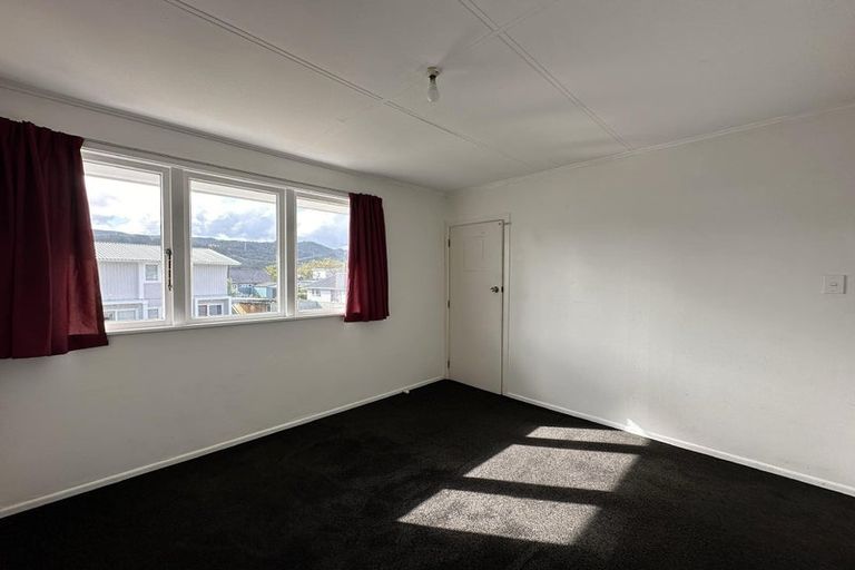 Photo of property in 13/6-8 Keys Street, Elderslea, Upper Hutt, 5018
