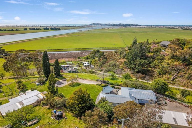 Photo of property in 70 Nilgiri Road, Poraiti, Napier, 4182