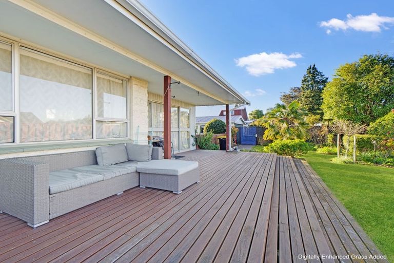 Photo of property in 1 Bush Street, Rangiora, 7400
