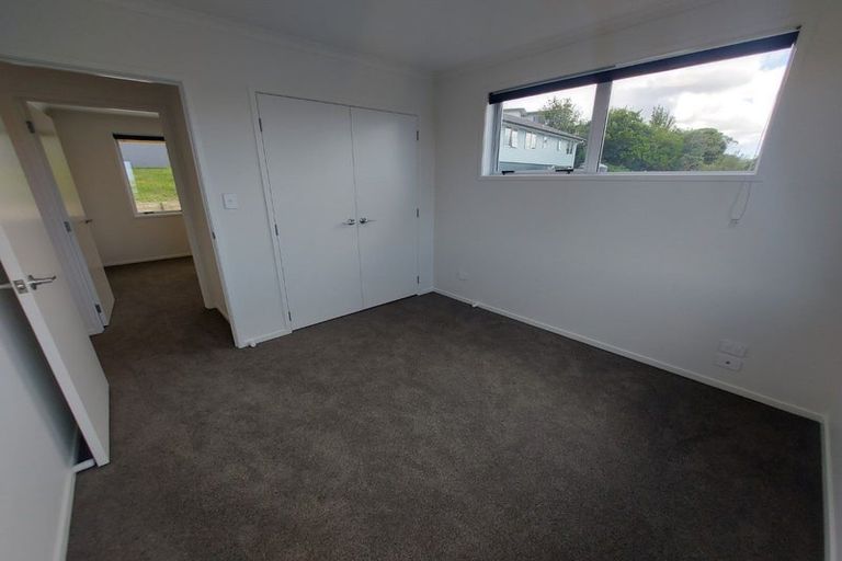 Photo of property in 5 Milla Mae Rise, Woodhill, 0110