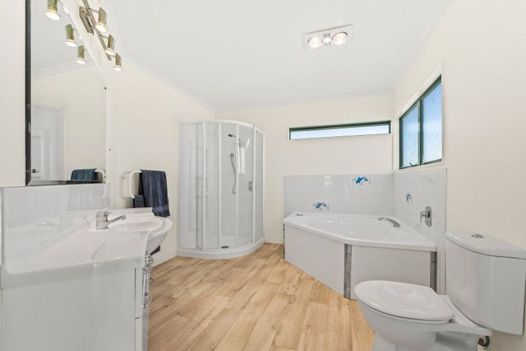 Photo of property in 21 Awatea Street, Mangawhai Heads, Mangawhai, 0505
