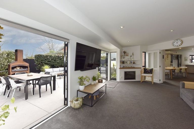 Photo of property in 8 Haineswood Lane, Sockburn, Christchurch, 8042