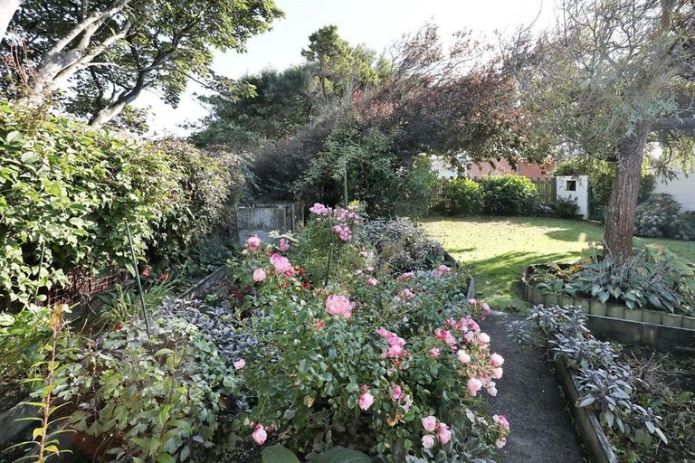 Photo of property in 22 Carron Street, Waverley, Invercargill, 9810