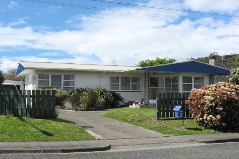 Photo of property in 1 Rotoiti Street, Tahunanui, Nelson, 7011