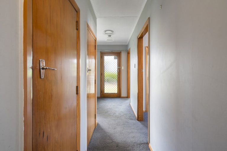 Photo of property in 19 Pembroke Street, Highbury, Palmerston North, 4412