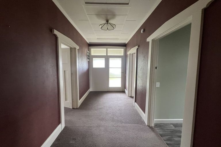 Photo of property in 77 Belt Street, Waimate, 7924