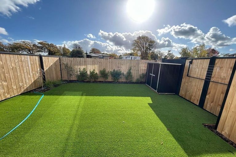 Photo of property in 4/8 Matata Place, Dallington, Christchurch, 8061