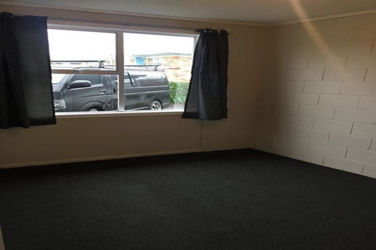 Photo of property in 16 Hua Street, Bell Block, New Plymouth, 4312