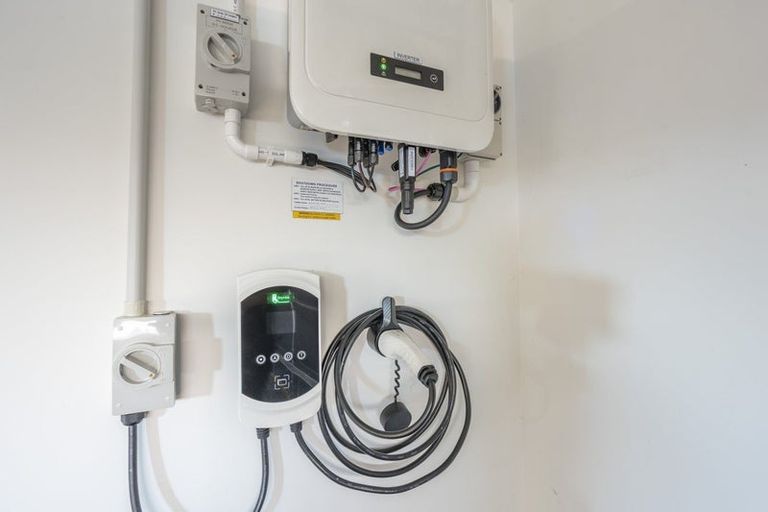 Photo of property in 16 Valour Drive, Rangiora, 7400