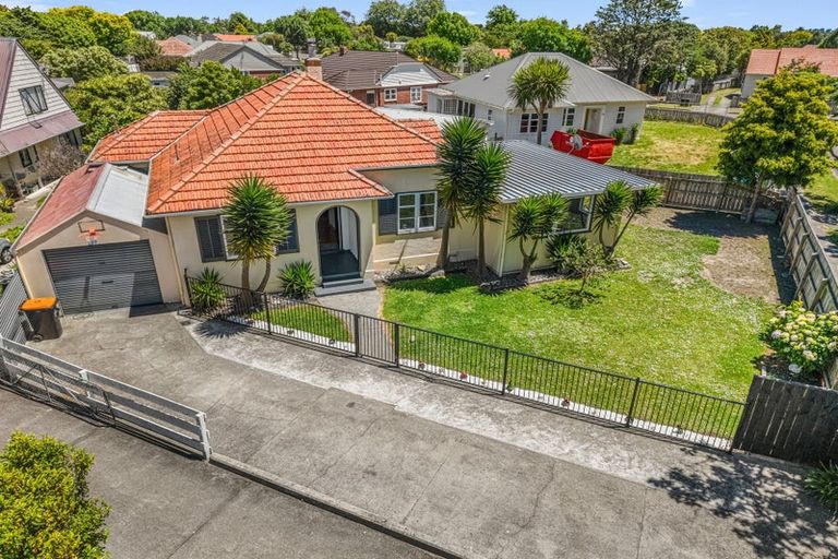 Photo of property in 7a Nathan Place, West End, Palmerston North, 4412