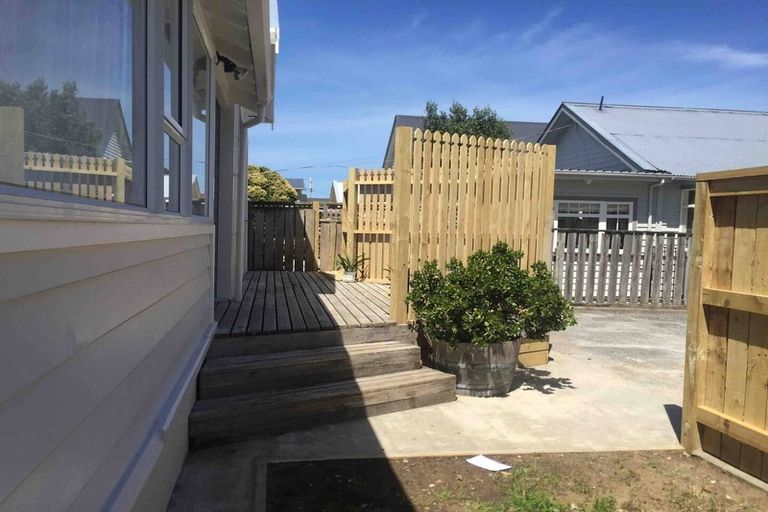 Photo of property in 34 Park Road, Miramar, Wellington, 6022