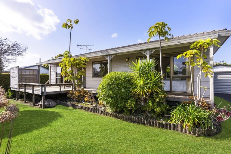 Photo of property in 108 Florence Avenue, Orewa, 0931