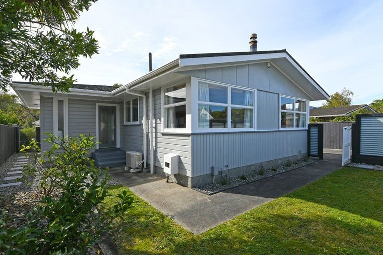 Photo of property in 10 Shanly Street, Brown Owl, Upper Hutt, 5018