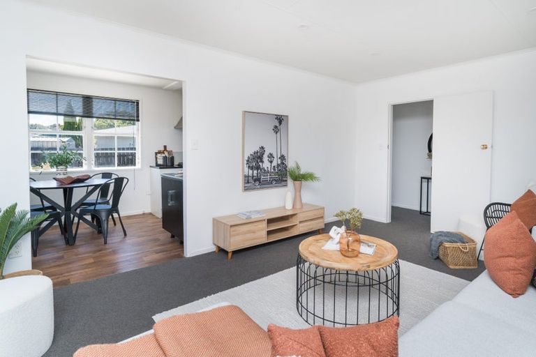 Photo of property in 12 Motuoapa Place, Kelvin Grove, Palmerston North, 4414