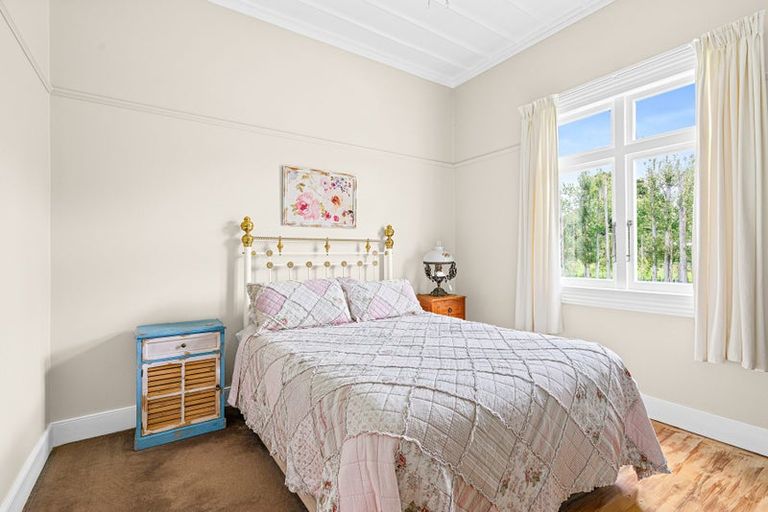 Photo of property in 354 Kaipara Flats Road, Dome Forest, Warkworth, 0981