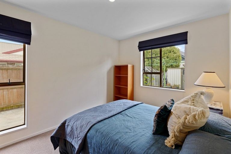 Photo of property in 21a Juniper Place, Burnside, Christchurch, 8053