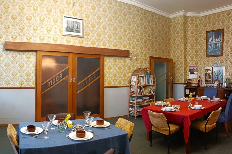 Photo of property in 106 Egmont Street, Patea, 4520