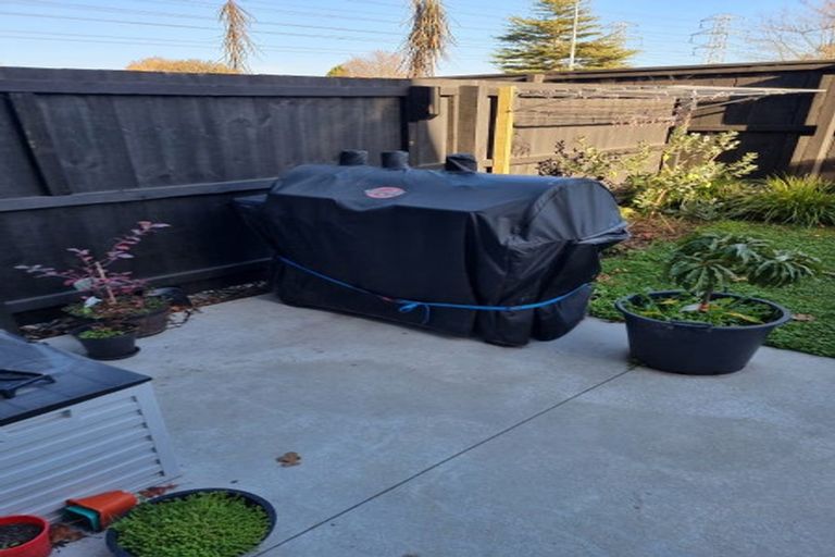 Photo of property in 54 Piripiri Place, Broomfield, Christchurch, 8042