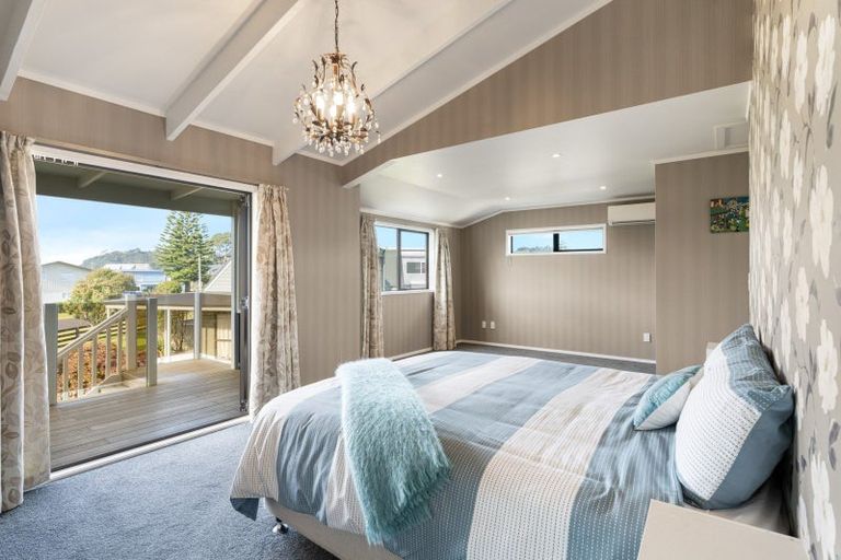 Photo of property in 2 Banks Street, Cooks Beach, Whitianga, 3591