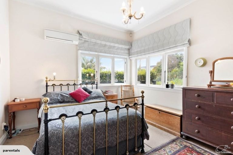 Photo of property in 10 Spring Street, Devonport, Auckland, 0624