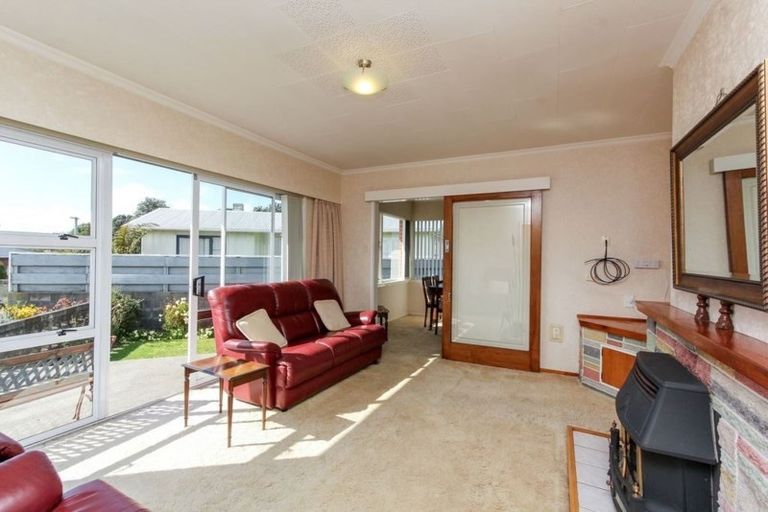 Photo of property in 88a Cracroft Street, Waitara, 4320