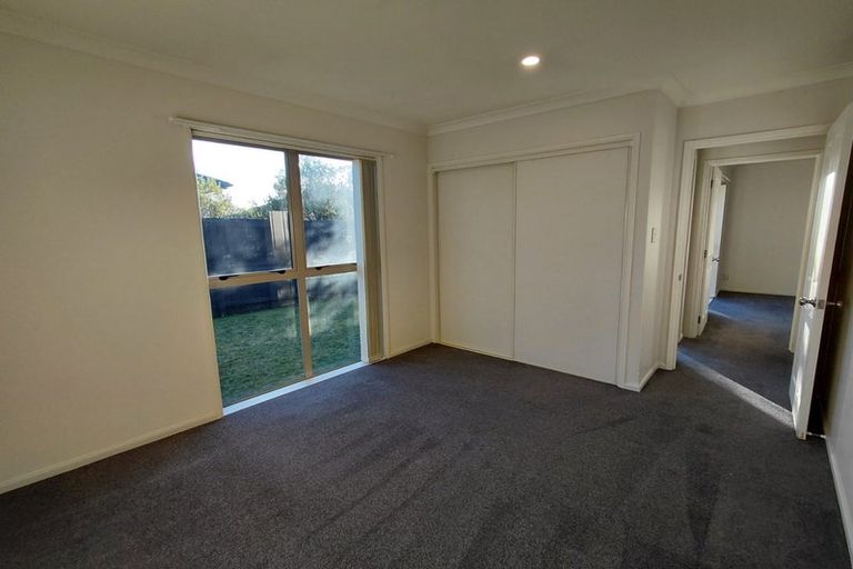 Photo of property in 43 Puhara Avenue, Parklands, Christchurch, 8083
