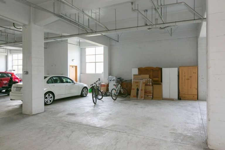 Photo of property in 18/2 Buller Street, New Plymouth, 4310