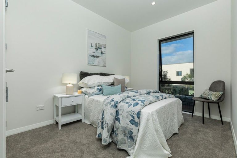 Photo of property in 167a East Coast Road, Castor Bay, Auckland, 0620