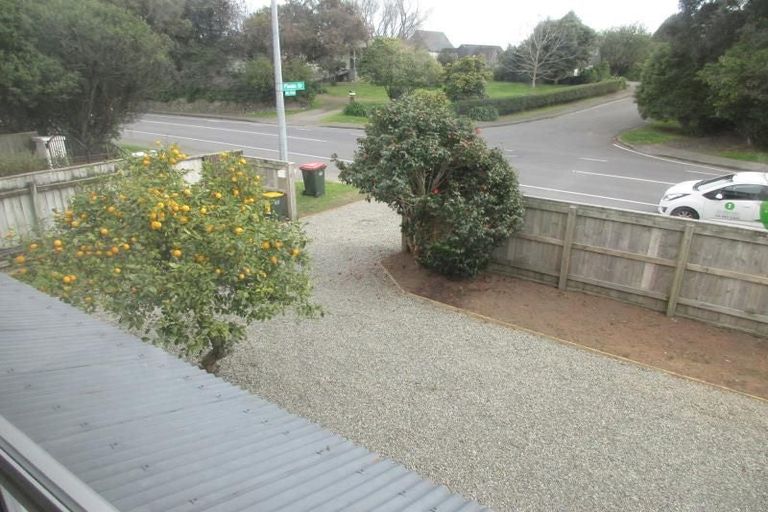 Photo of property in 86 Rimu Road, Raumati Beach, Paraparaumu, 5032