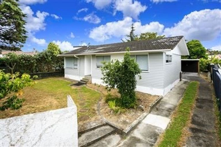 Photo of property in 135 Sunnynook Road, Forrest Hill, Auckland, 0620