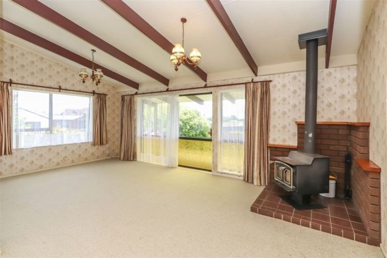 Photo of property in 35 Miro Street, Inglewood, 4330