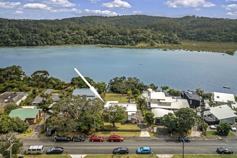 Photo of property in 13 Okura River Road, Okura, Albany, 0792