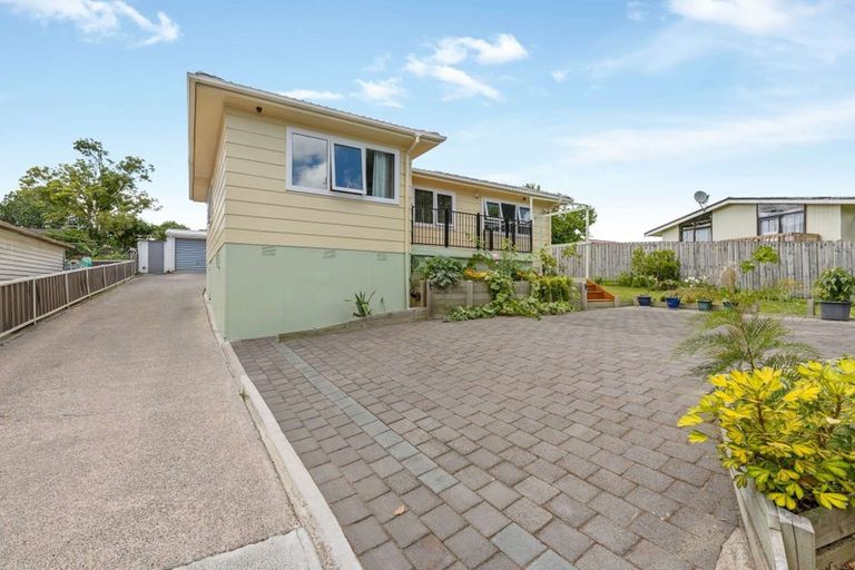 Photo of property in 4 Galilee Avenue, Red Hill, Papakura, 2110