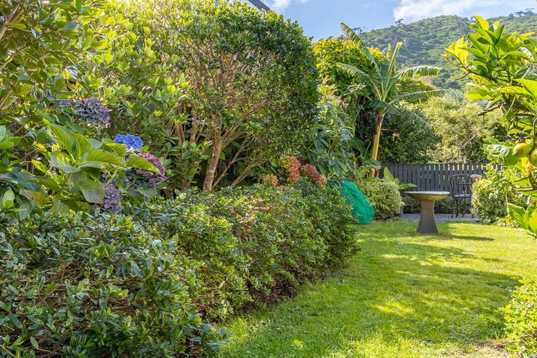 Photo of property in 21a Winara Avenue, Waikanae, 5036